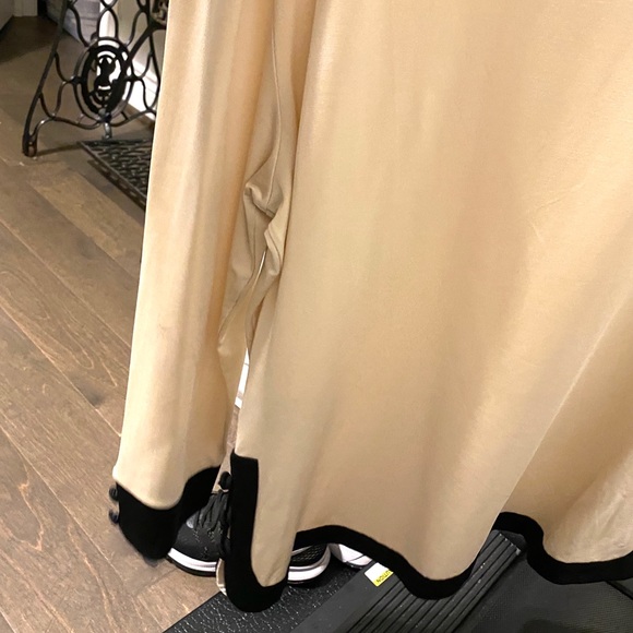 ESCADA top - Picture 7 of 7